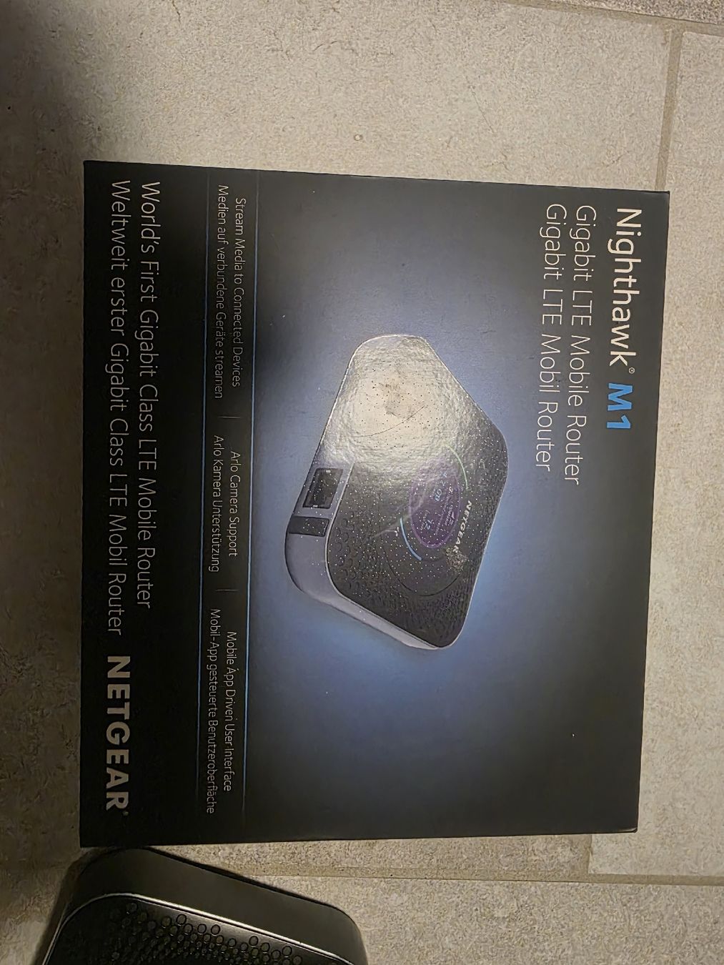 Netgear Modems & Routeurs: Netgear M1 Router – D'occasion à Oberwil (Dägerlen) par Lugi17 1