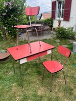 Rotes Kelko Set (Tisch und Stühle)