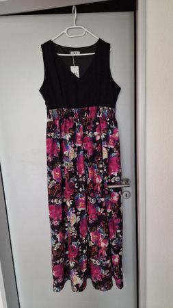 Sommerkleid Blumenmuster Grösse XL schwarz rosa neuwertig