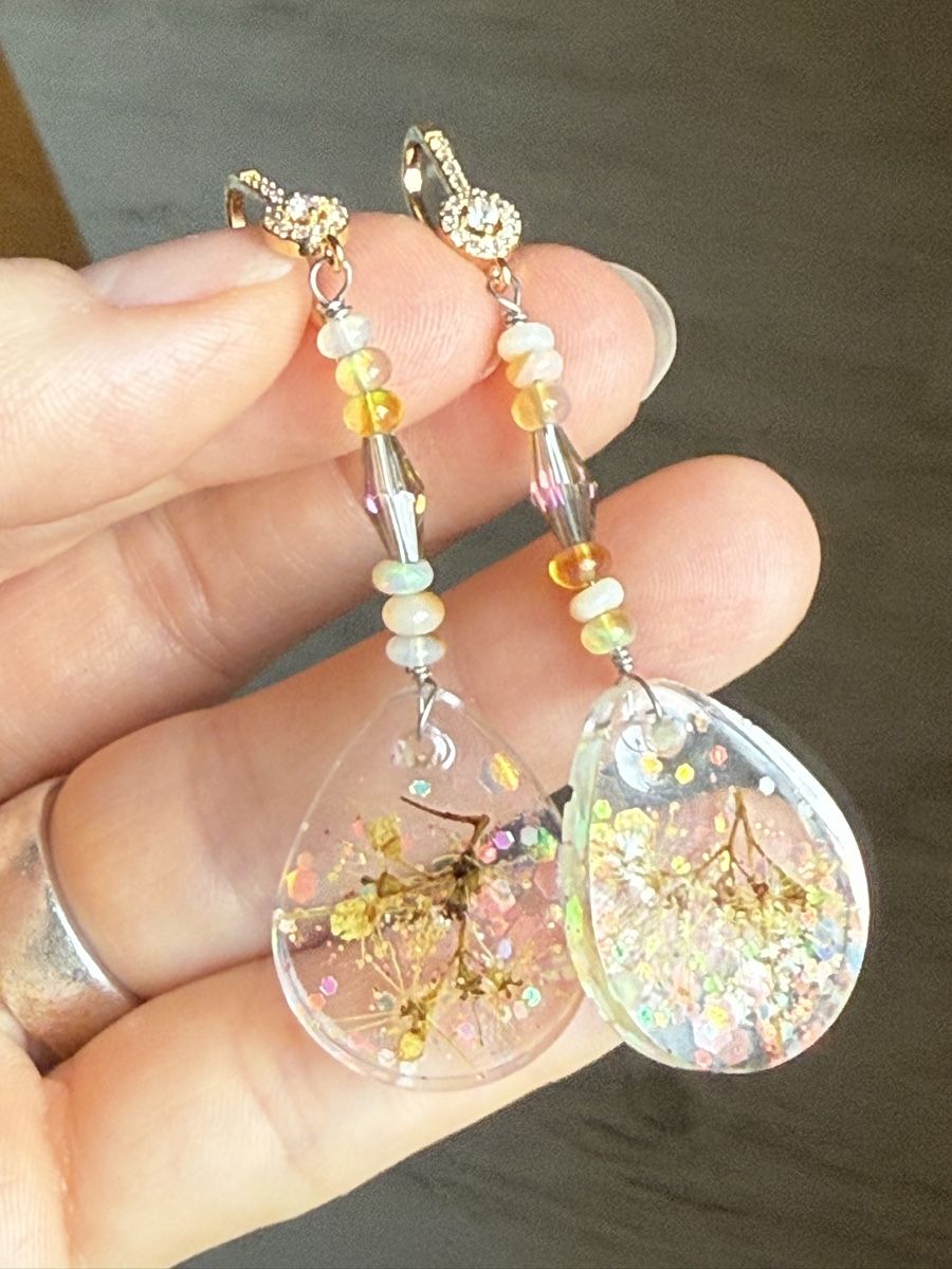 Orecchini pendenti & Orecchini a lobo: Wunderschöne Opal Ohrringe Unikat mit echten Blumen NEU – Nuovo e nell'imballaggio originale da Basel venduto da Chili007 7