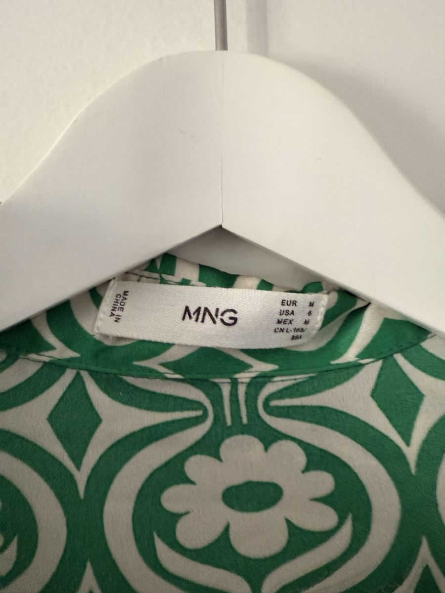 Mango Camicette: MANGO Bluse retro Gr. M – Usato da Zürich venduto da katharina_zrh 1