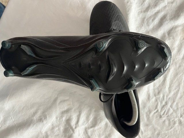 Nike Herrenschuhe: Fussball Schuhe – Gebraucht aus Aesch (Neftenbach) von rit_psr5 2