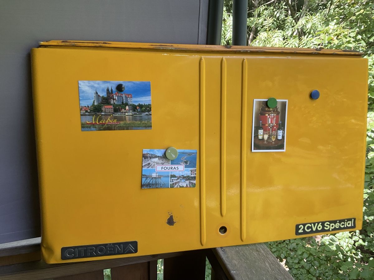 Citroën Tutti pezzi di ricambio auto: Citroën. 2CVHeckklappe – Usato da Blausee Mitholz venduto da micninj 3