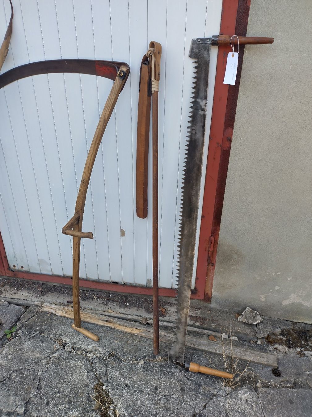 Tutti gli attrezzi: Werkzeug – Usato da Altbüron venduto da bestatter12 3