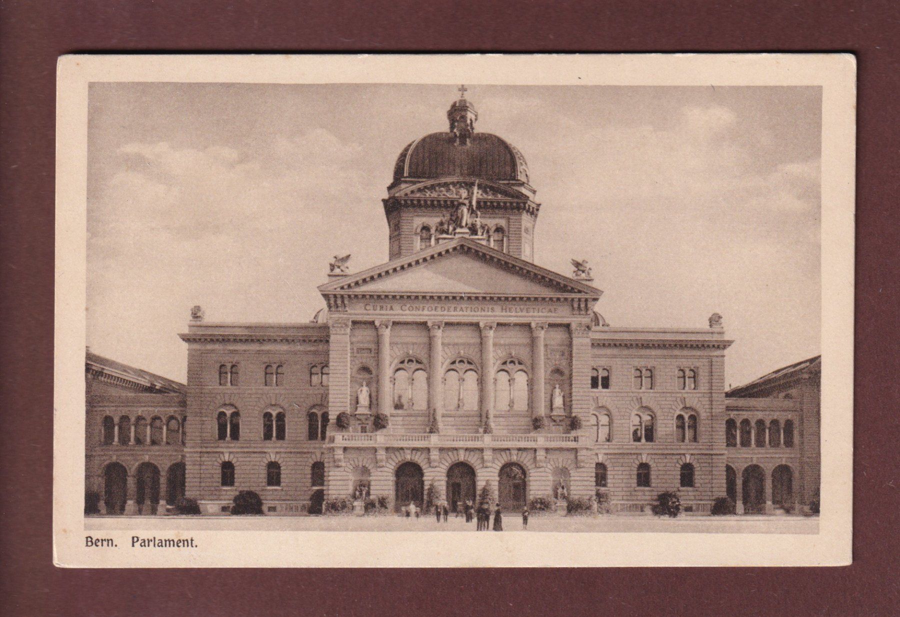 Cartoline postali: BERN - Parlament – Usato da Pully venduto da nicecards