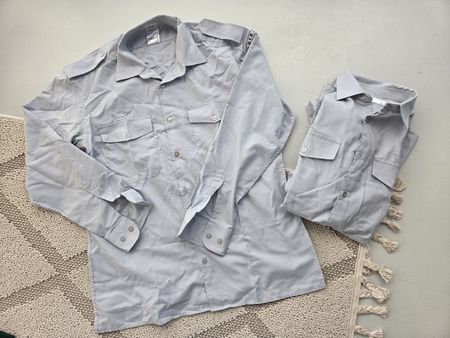 2 Militärhemden lang 41/62
