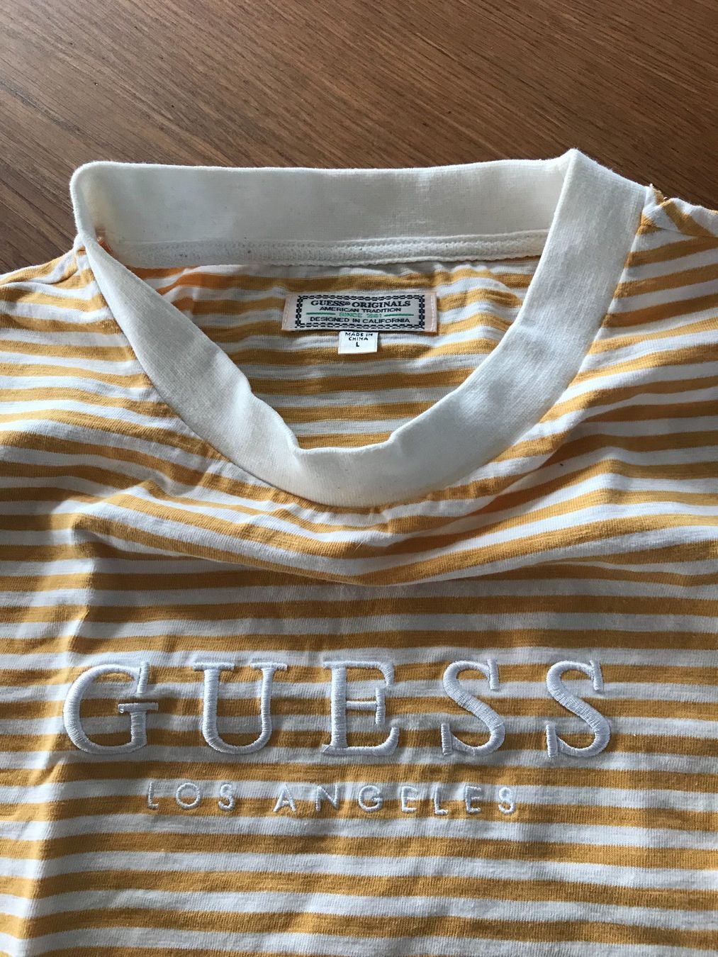 Guess T-shirt: NEU GUESS Shirt – Nuovo (secondo la descrizione) da Lotzwil venduto da lan_qr2y 1