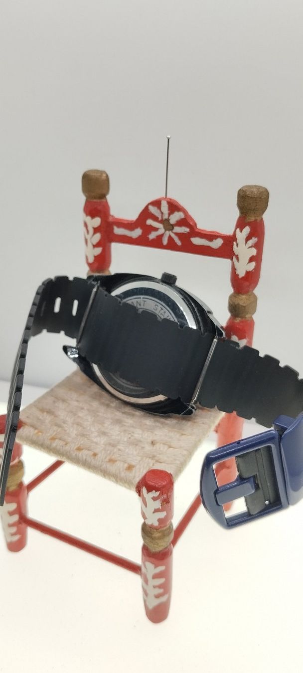 Montres: montre shdsh quartz – D'occasion à La Chaux-de-Fonds par jac_9llg 3