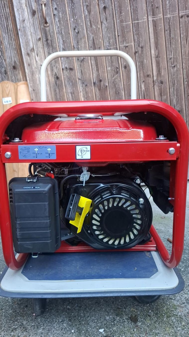 Einhell Stromgeneratoren: Generator Einhell Neu – Neu und originalverpackt aus Alchenflüh von Hady87 3