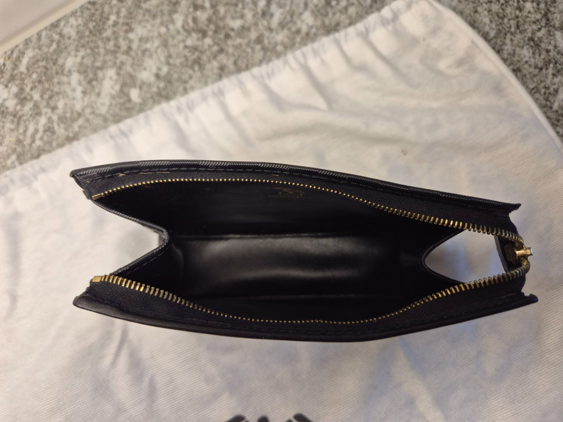 Taschen für Damen: Mollerus Handtasche Set neuwertig – Gebraucht aus Mettmenstetten von Pbone 6