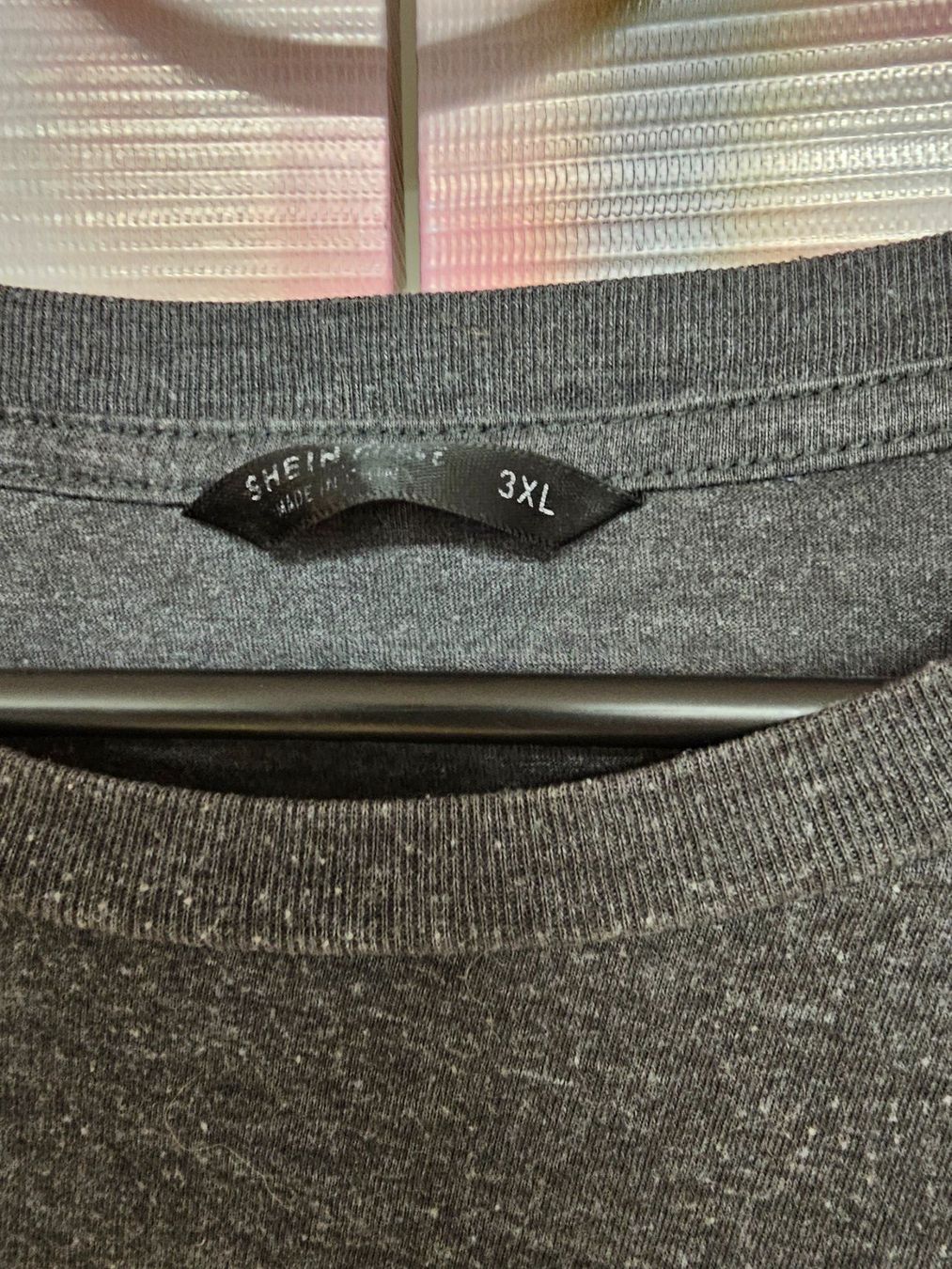 T-Shirts: Herz Damenshirt Grösse: 3XL – Gebraucht aus Vaduz von pilot1001 1
