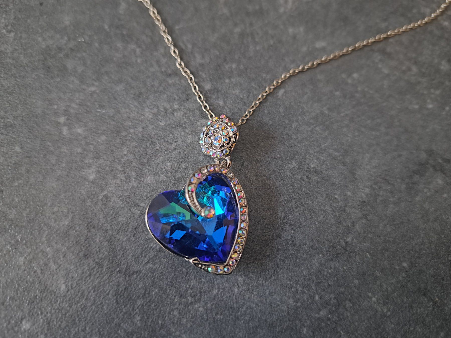Ciondoli: Pendentif cœur en crystal – Nuovo e nell'imballaggio originale da St-Imier venduto da supernova21