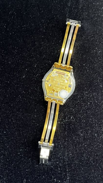 Swatch Montres: Swatch Damenuhr, Gold/Silber, elegantes Design – D'occasion à Grenchen par chththl 1