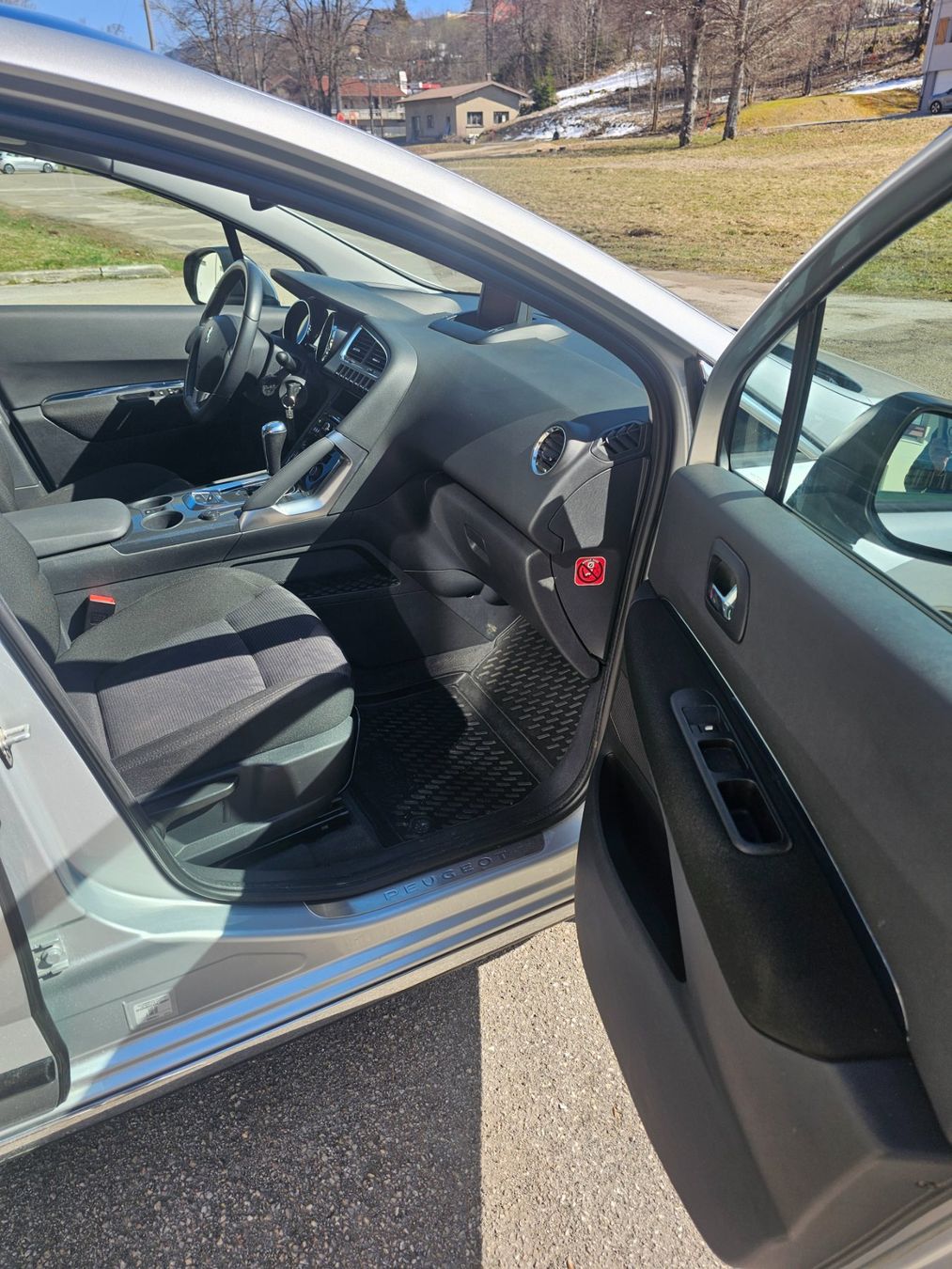 Peugeot Autos: Peugeot 3008 expertisé, boîte automatique – Gebraucht aus Versoix von Lele1242 5