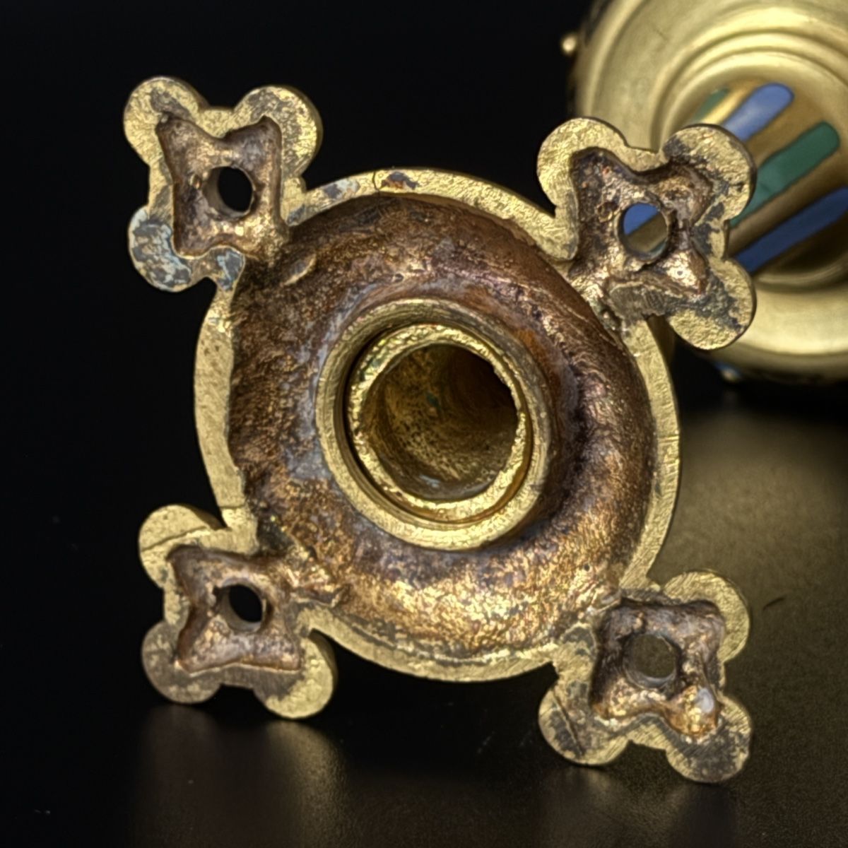 Eisenwaren: Antike Wandhaken oder ähnliches aus Ormolu und Emaille  – Gebraucht aus Luzern von downtonabbey 5