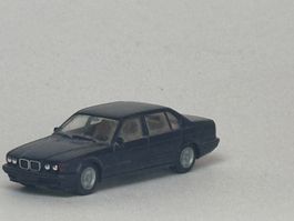 GB- Herpa BMW 740 iL dunkelblau