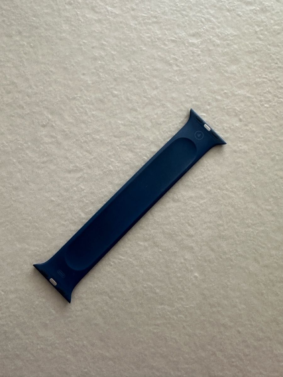 Apple Armbänder & -reifen: Apple Watch Armband dunkelblau 40mm – Gebraucht aus Berg SG von tob_5gnj