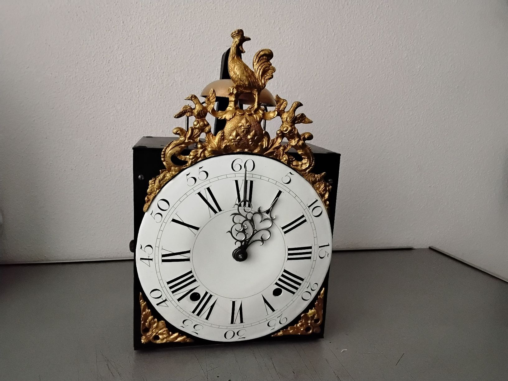 Orologi da terra & Orologi da parete: antike Comtoiseuhr Coq – Usato da Bremgarten b. Bern venduto da Saalni