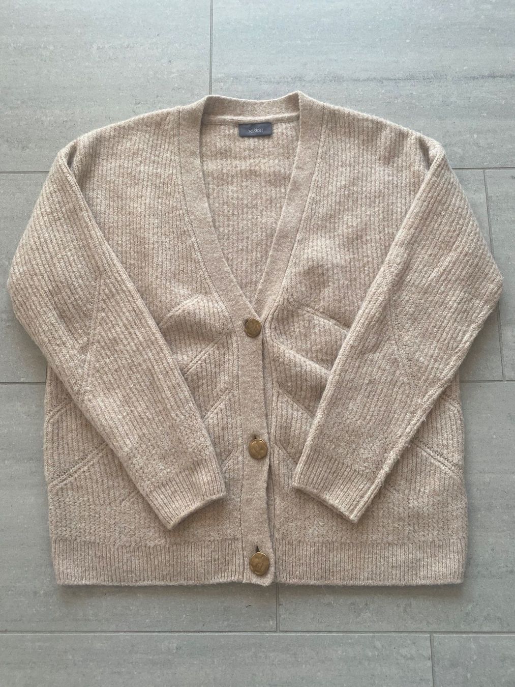 C&A Jacken: Strickjacke Yessica C&A in Grösse M – Neu (gemäss Beschreibung) aus Uetikon am See von cristalllina