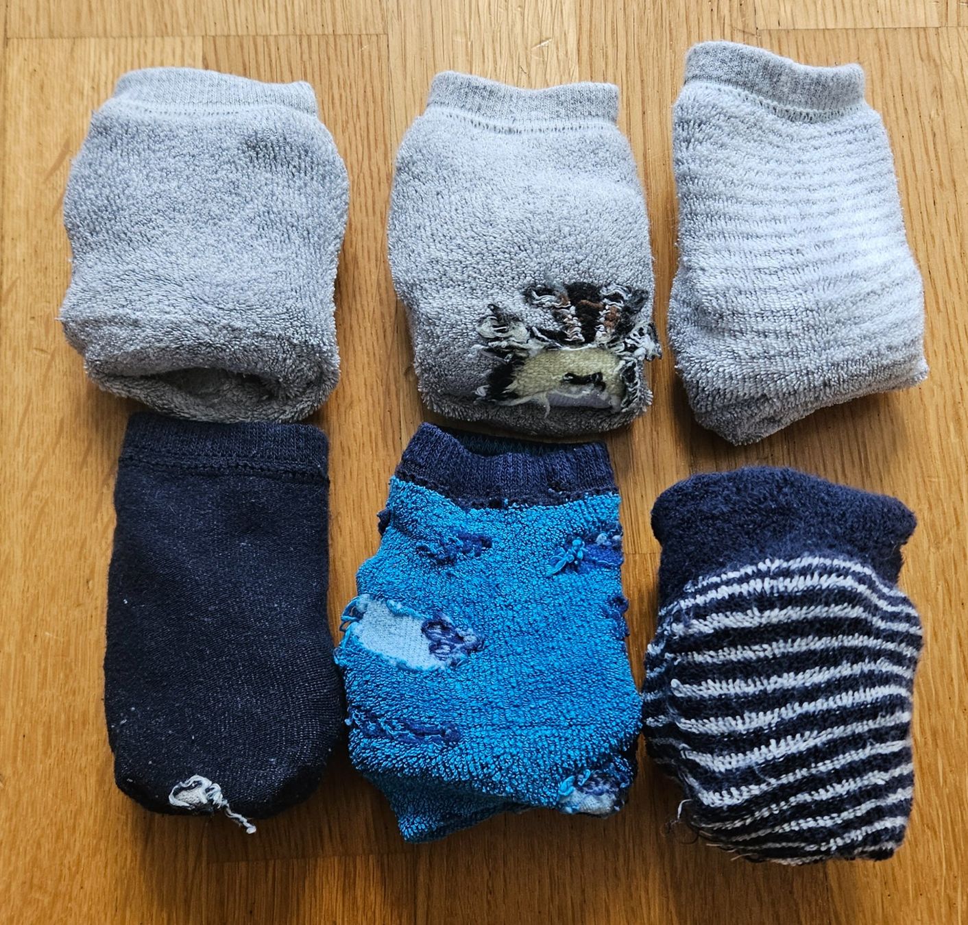 Calze per bambini: Socken Set Kind Grösse 23-26 – Usato da Utzenstorf venduto da and_c8wy 1