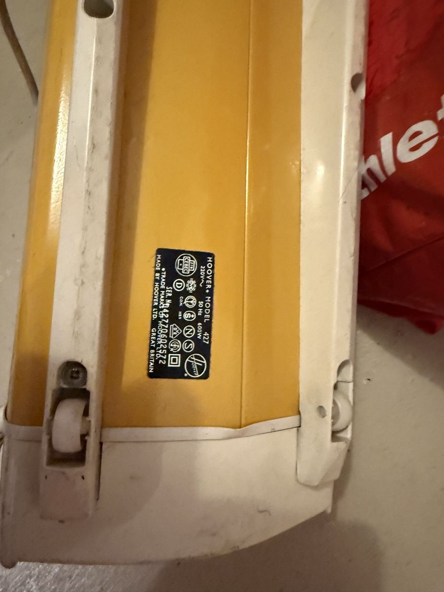 Hoover Aspirapolveri & Accessori: Hoover Modell 427 Staubsauger  – Usato da berikon venduto da Andy44 4