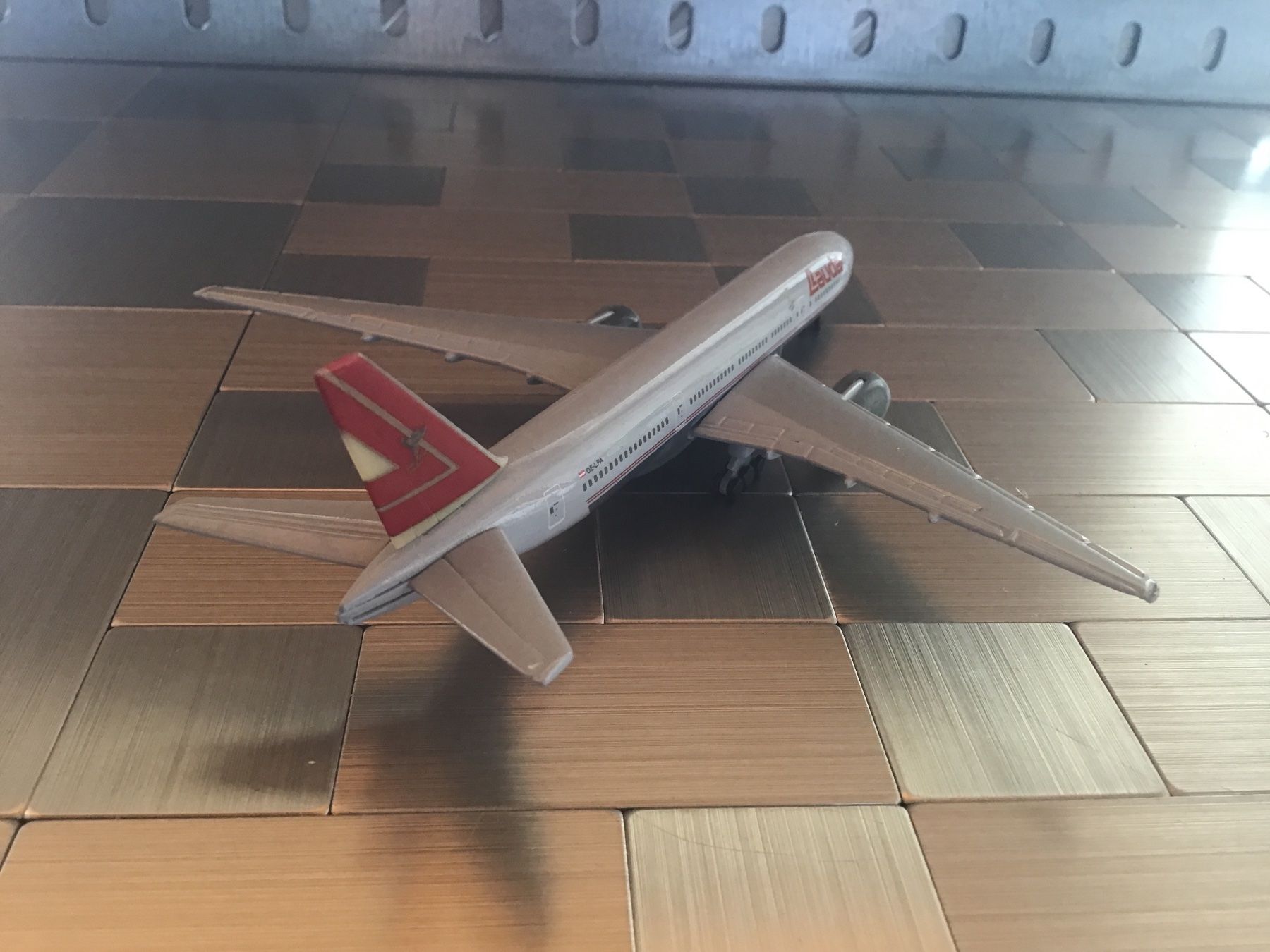 Herpa Kit di modellismo & Modellini statici: HERPA BOEING 777-200IGW – Usato da Männedorf venduto da Spezial-Modelle 2