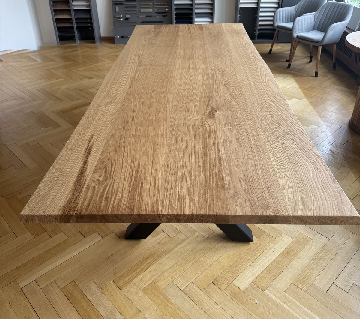 Tavoli: Esstisch Eiche Massiv mit Metallkufen neuwertig – Nuovo (secondo la descrizione) da Horw venduto da sonne5181 5
