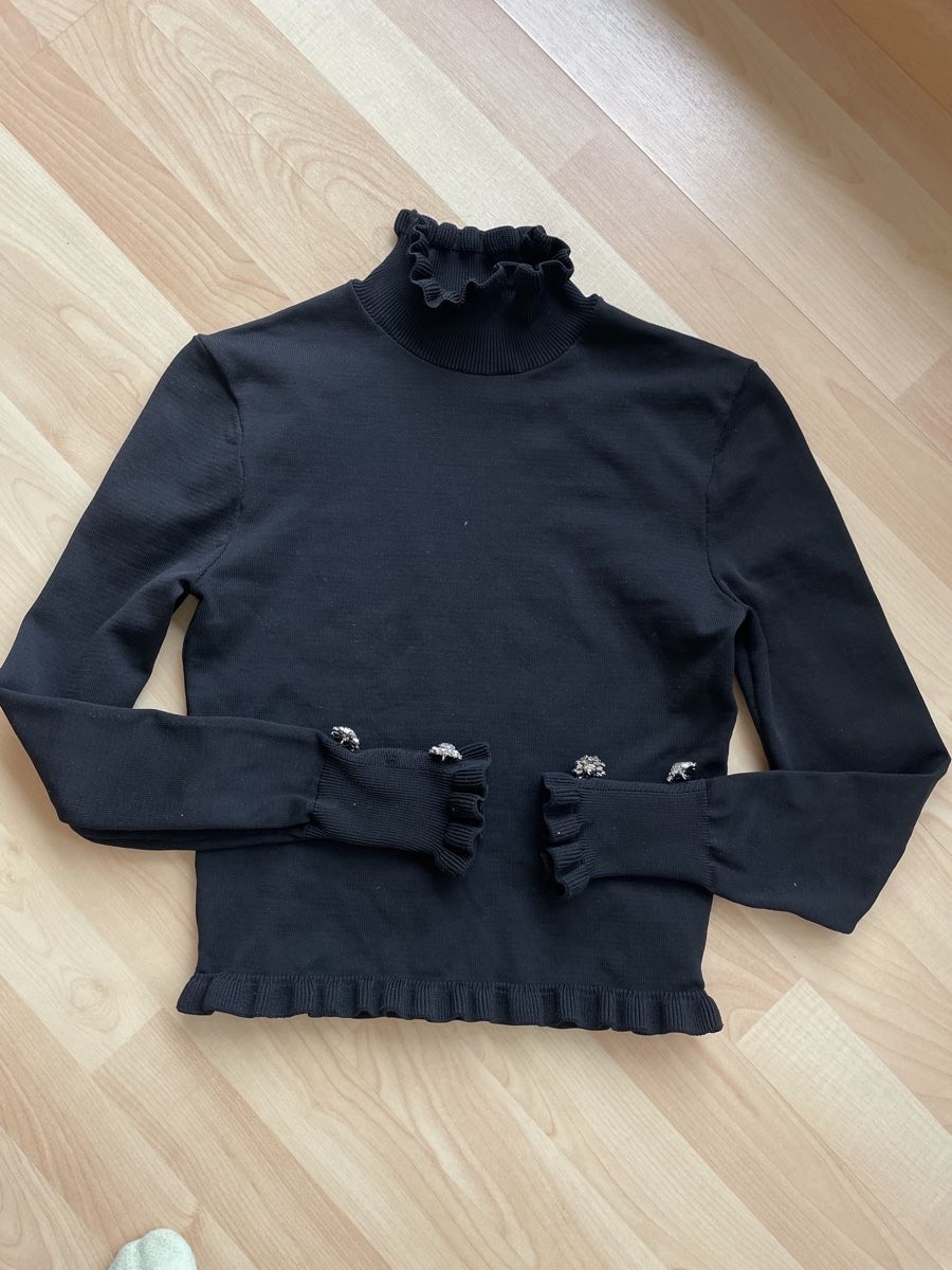 Zara Pullover & Sweatshirts: ZAR Pullover mit Steinchen; Grösse S – Gebraucht aus Sissach von nelimas