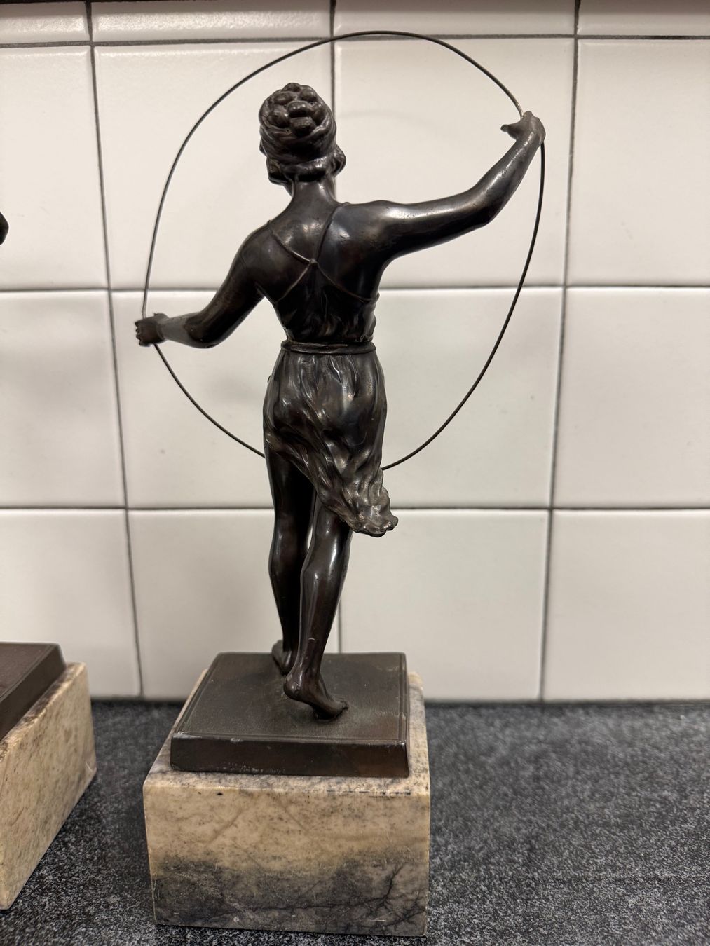 Figuren: Antike Bronze Figuren, Marmorsockel, ca. 1920 – Gebraucht aus Zürich von leo0105 9