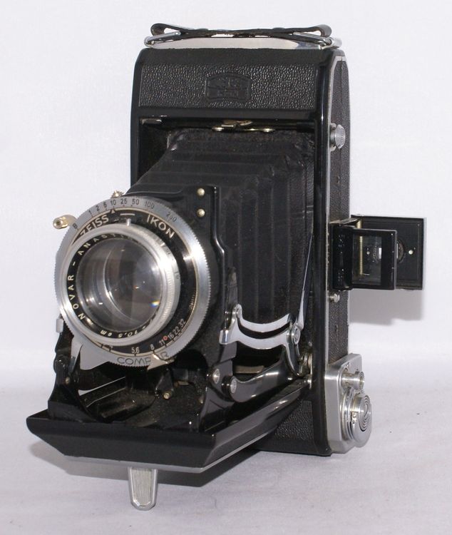 Appareil Photo Ancien ZEISS IKON IKONTA 6x9 Cm - À Soufflet - Modèle B II - Rare