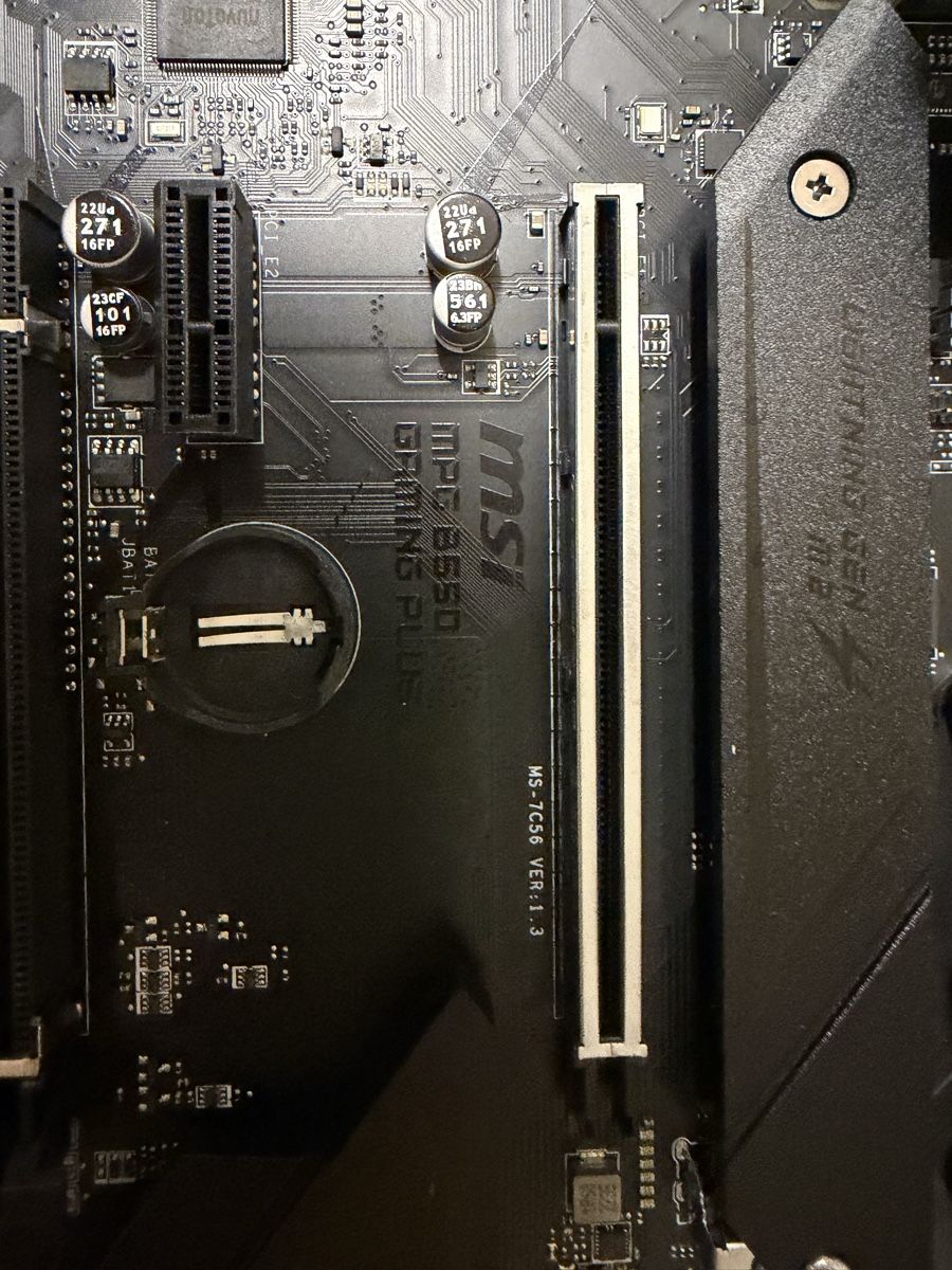 MSI Cartes mère: MSI MPG B550 Gaming Plus – Défectueux à Altdorf UR par F_abio 1