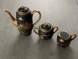 Japanisches Teeservice - schwarz/gold - 13-teilig - Fuji