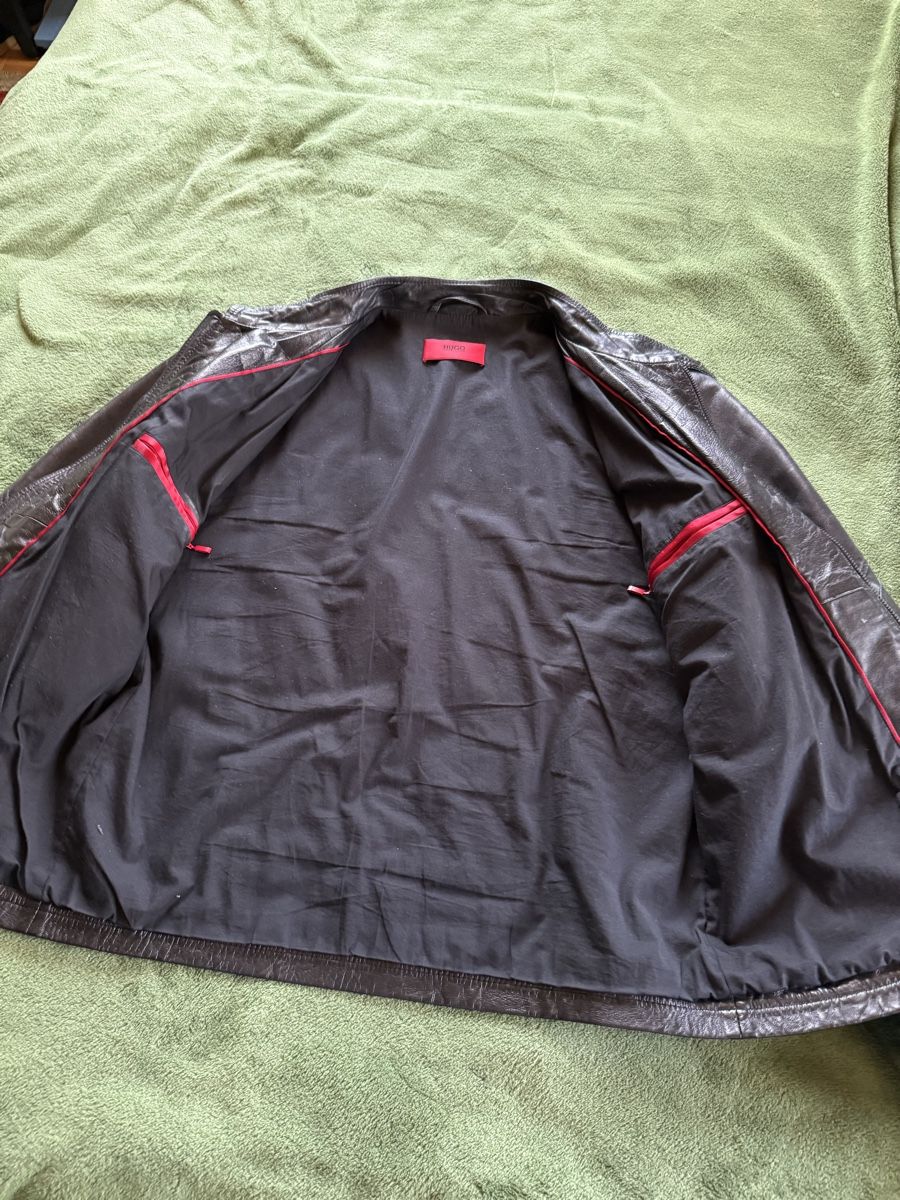 Hugo Boss Vestes: Leder jacke hugo boss L – D'occasion à Diepoldsau par rra_cy9l 4