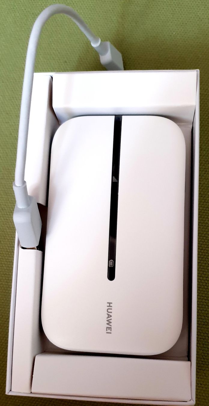 Huawei Modems & Router: Huawei 4G Mobile Wifi – Neu und originalverpackt aus Thun von Vinkaa 1