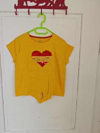 T-Shirt passt bei 152