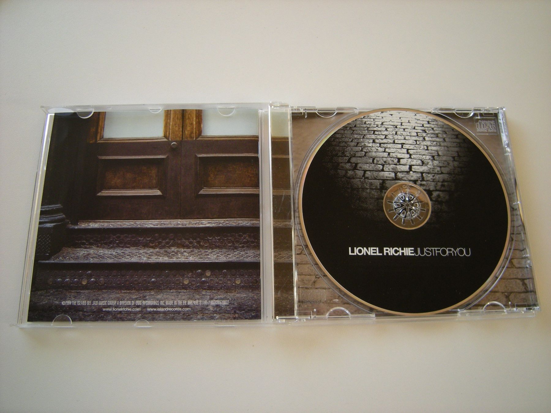 CD: LIONEL RICHIE - Just for you – Usato da Basel venduto da Ceebee62 2