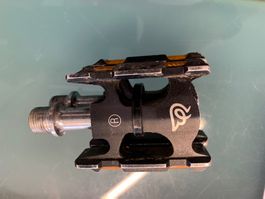 Fahrradpedale schwarz mit Reflektoren gebraucht