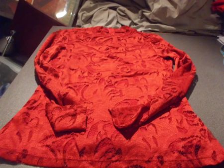 Pullover ca. Grösse 36, rot/Muster, hinten