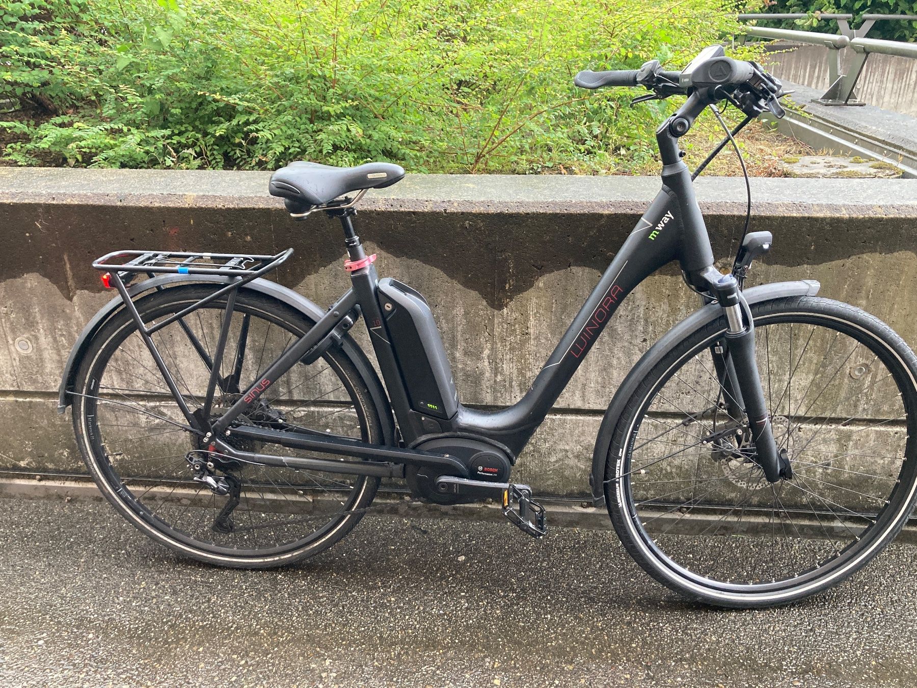 Bosch Velos: E-Bike Winora Sinus Tria / Bosch Performance Line – Gebraucht aus Winterthur von G_Trapattoni