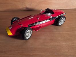Vintage Modellauto – Maserati 250F – 1:16 – Polistil – Italy