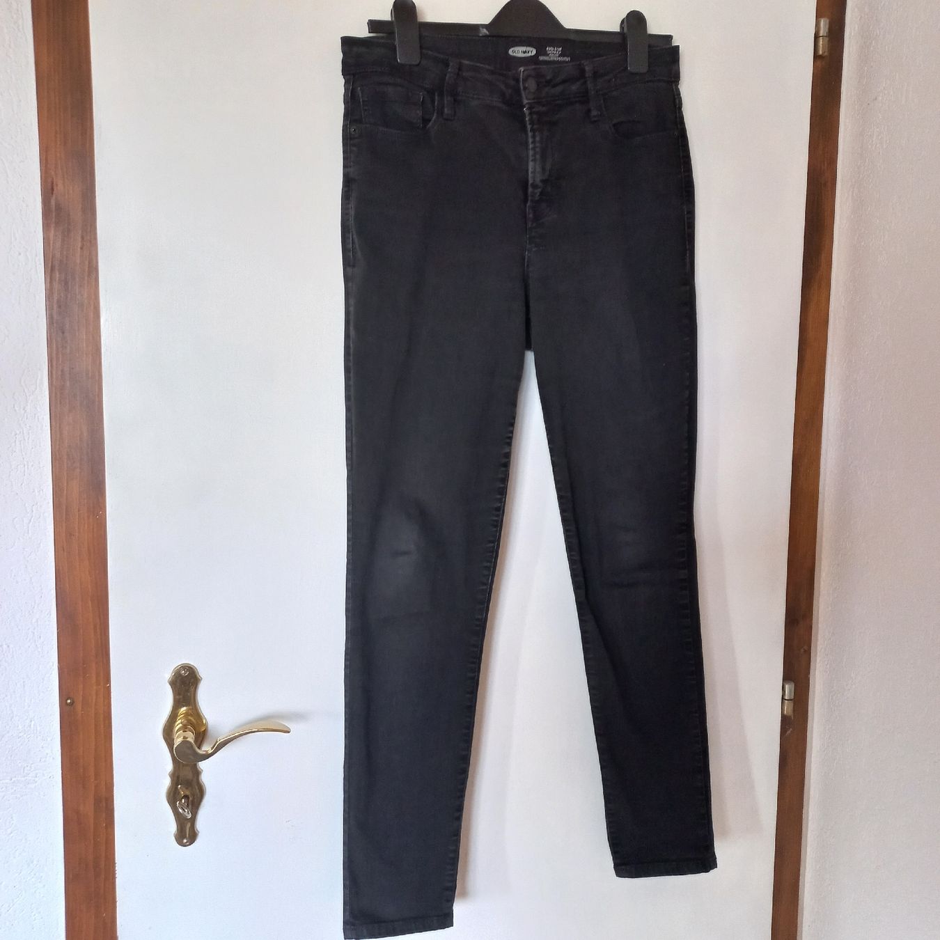 Hosen: Pantalon Old Navy noir taille 40 – Gebraucht aus Dompierre FR von fat_xth5