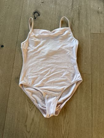 Justaucorps de danse Domyos rose taille 10 ans bon état