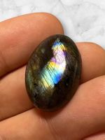 Labradorit Cabochon wunderschön in Gelb und Blau, 25ct