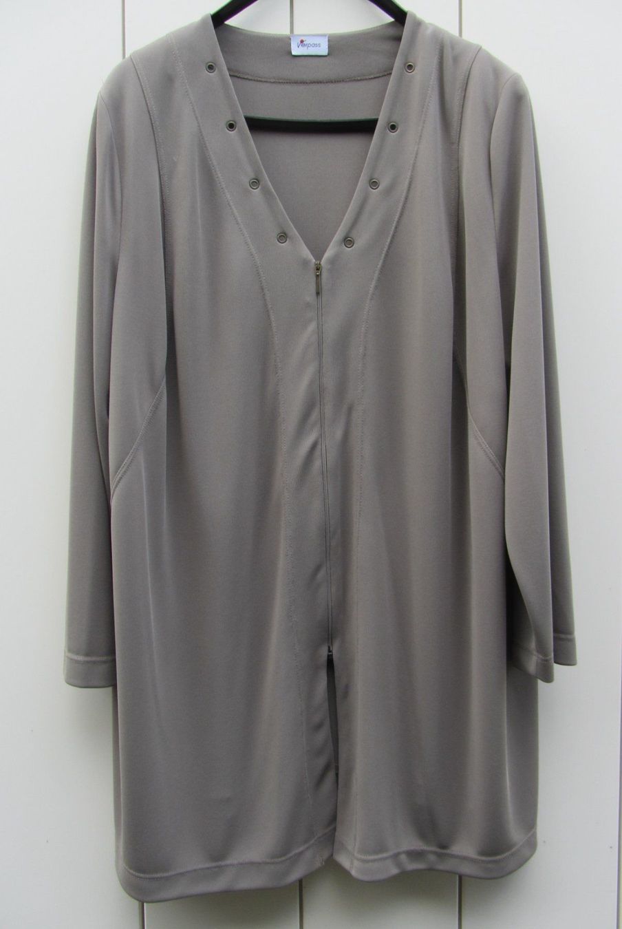 Giacche: Jacke Gr. 52, Jersey, Farbe taupe – Usato da Russikon venduto da Pebblybeach 3