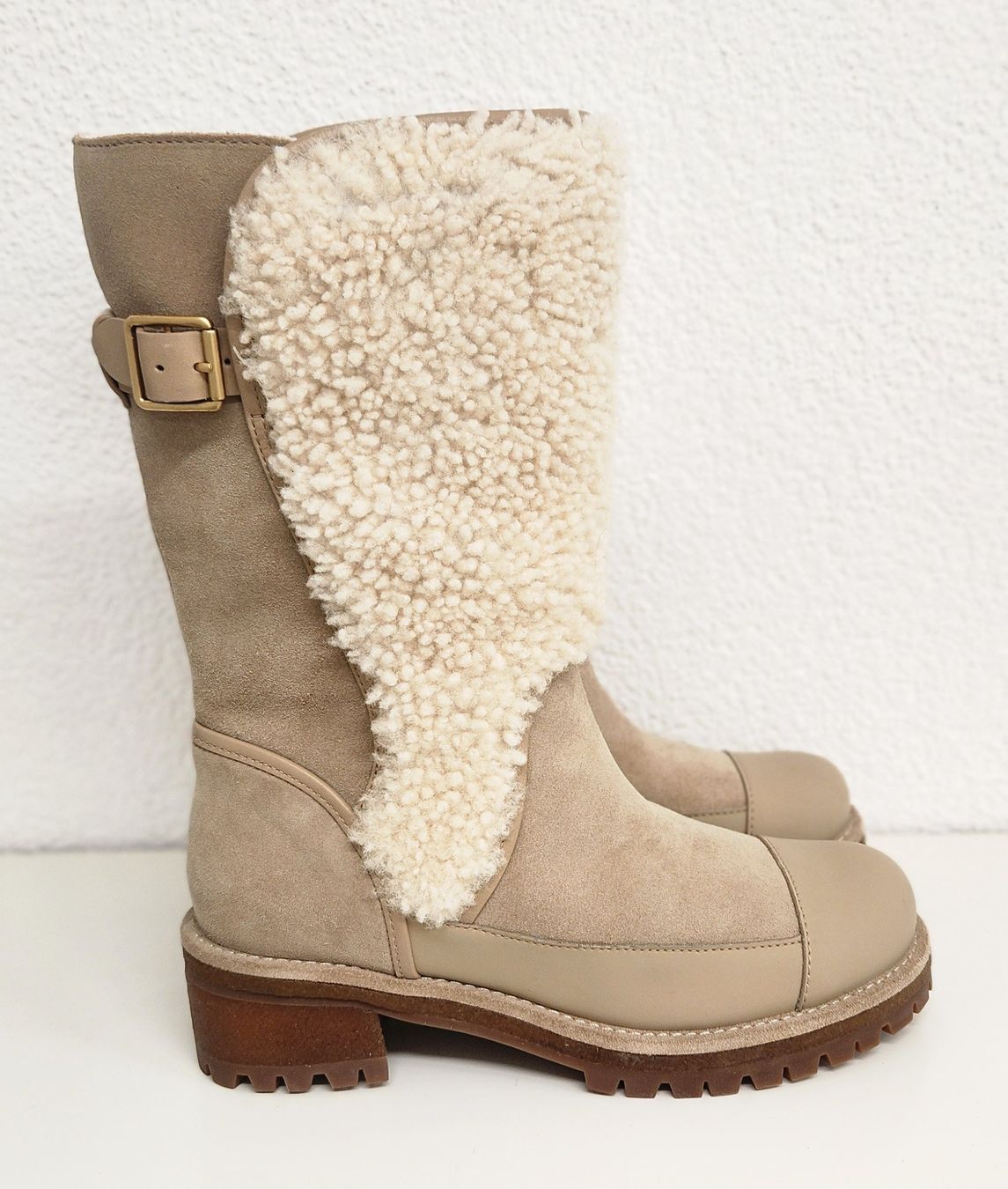Tory Burch Herrenschuhe: Tory Burch Lammfell Stiefel Gr. 37 NEU! – Neu und originalverpackt aus Wollerau von CH8832 3