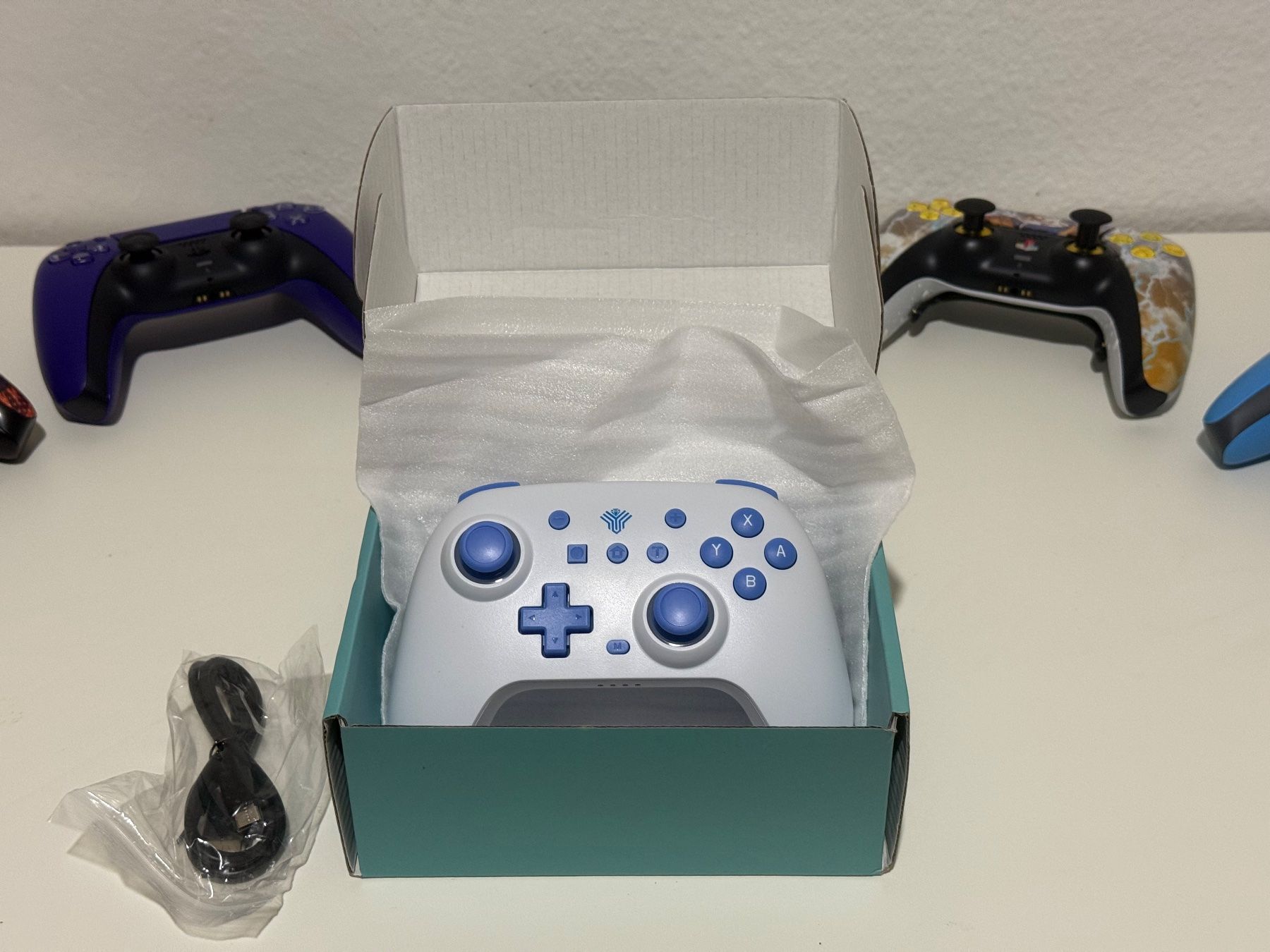 Controller: Neu! Nintendo Switch/Switch 2 Controller – Nuovo e nell'imballaggio originale da Würenlingen venduto da stojoski96 1