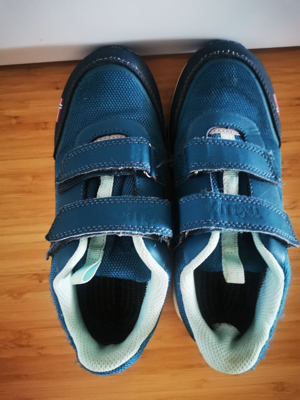 Scarpe per ragazzi: Kinder Sneackers TROLLKIDS dunkelblau Grösse 32 – Usato da Niedergösgen venduto da lil_s6k8 3