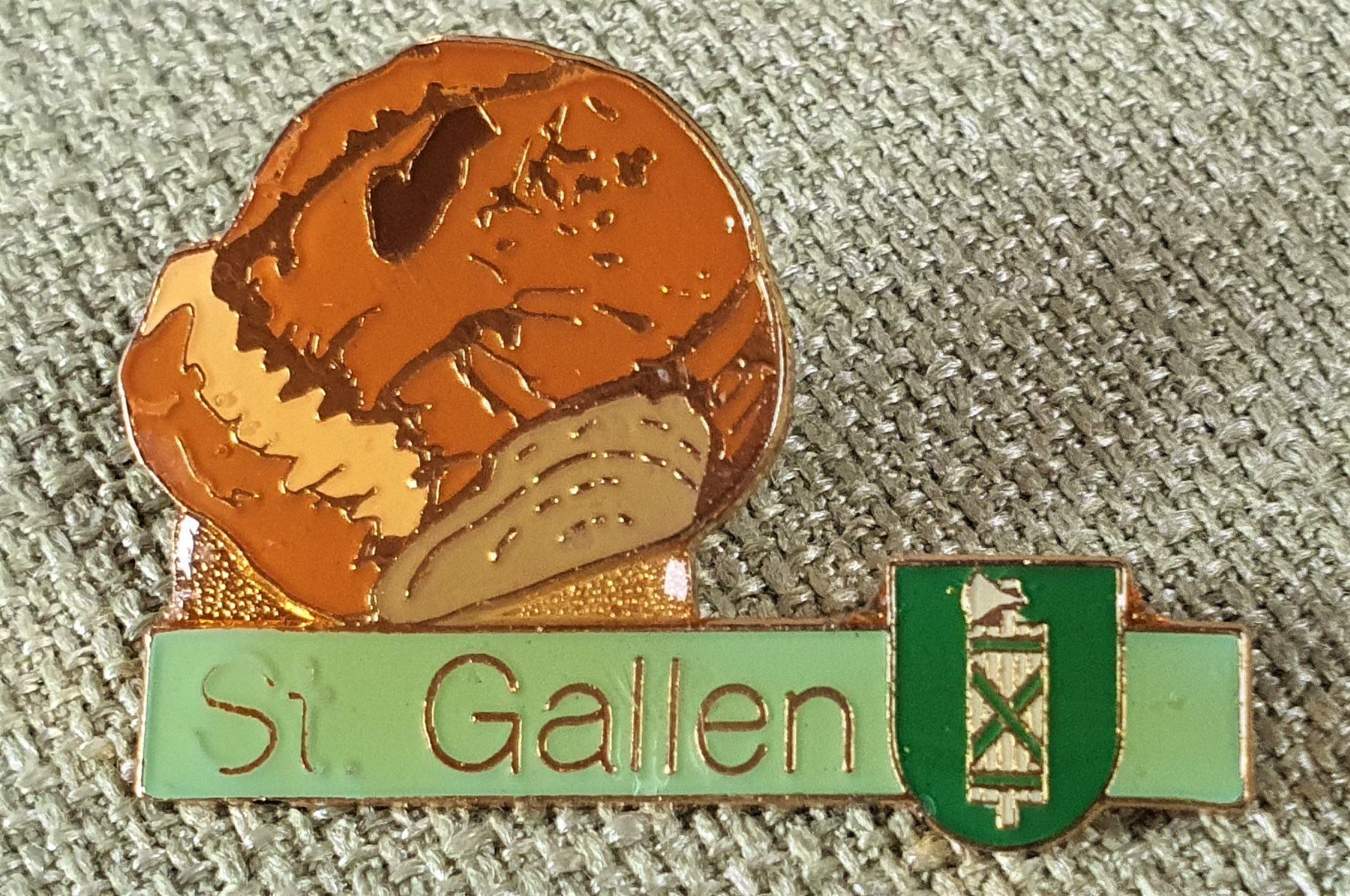 Placchette & Badge: D667 - Pin St. Galler Brot – Usato da Reinach BL venduto da Boston-Verkauf