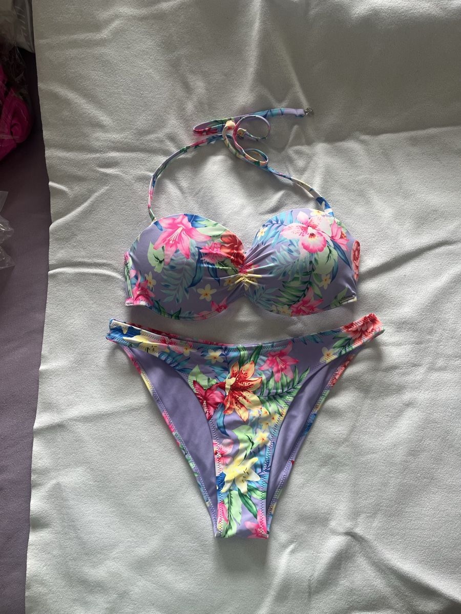 Costumi da bagno & Bikini: Bikini Hibiskus lila/mehrfarbig – Nuovo (secondo la descrizione) da Giswil venduto da Mauritius9026