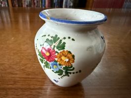 Keramik Vase handbemalt Blumen Verzierungen guter Zustand